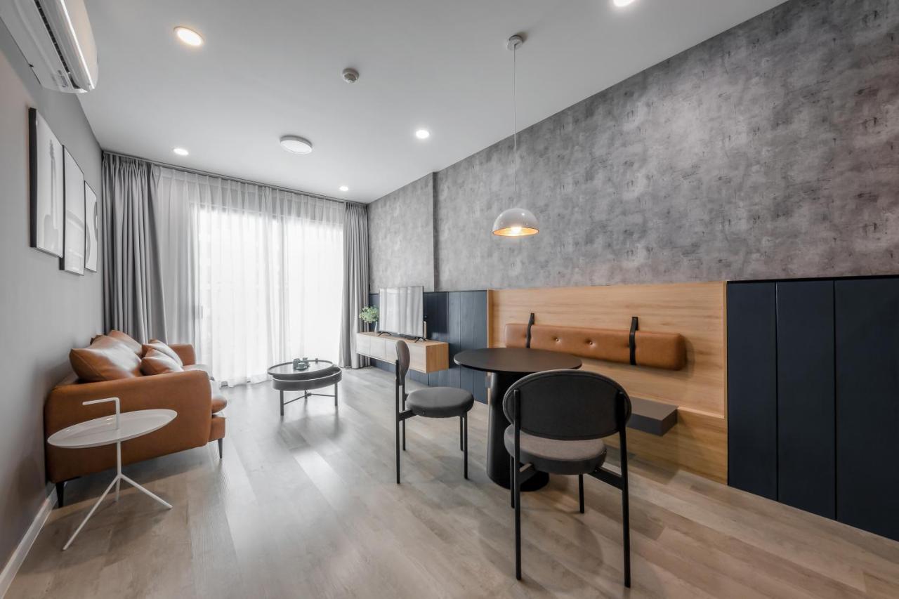 Апартаменты Blue Fingers Saigon Royal - Tresor Хошимин Экстерьер фото